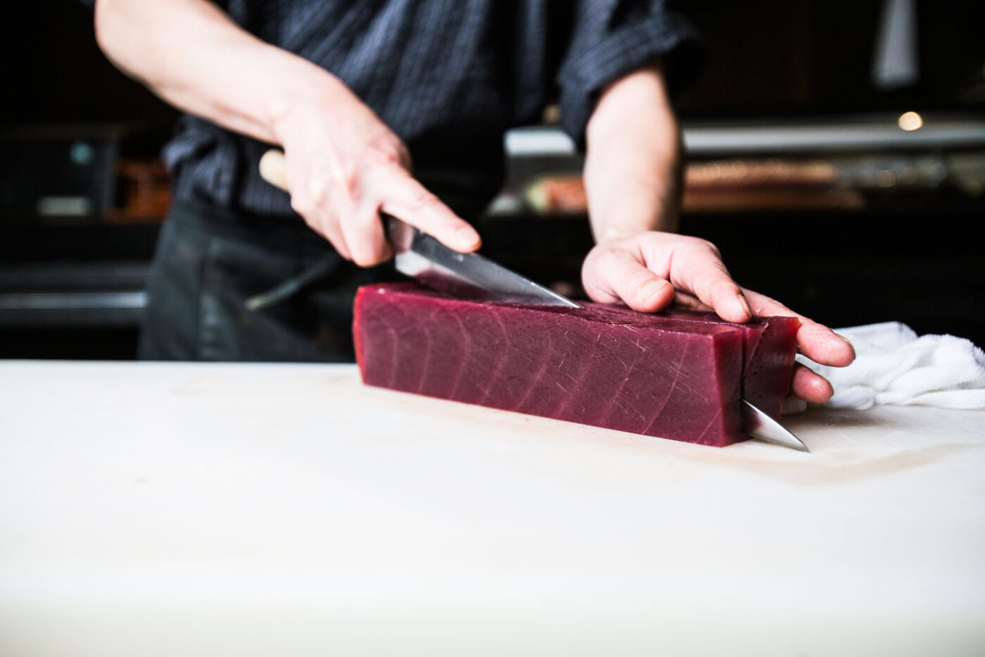 Corte de Akami para lingo atunero japonés en Miyama